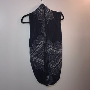 Infinity scarf